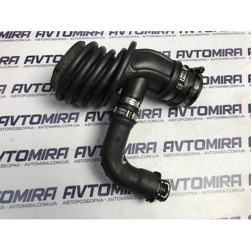 Патрубок воздушного фильтра Ford Focus 2 1.6TDCI 2005-2010 7M5Q6886A